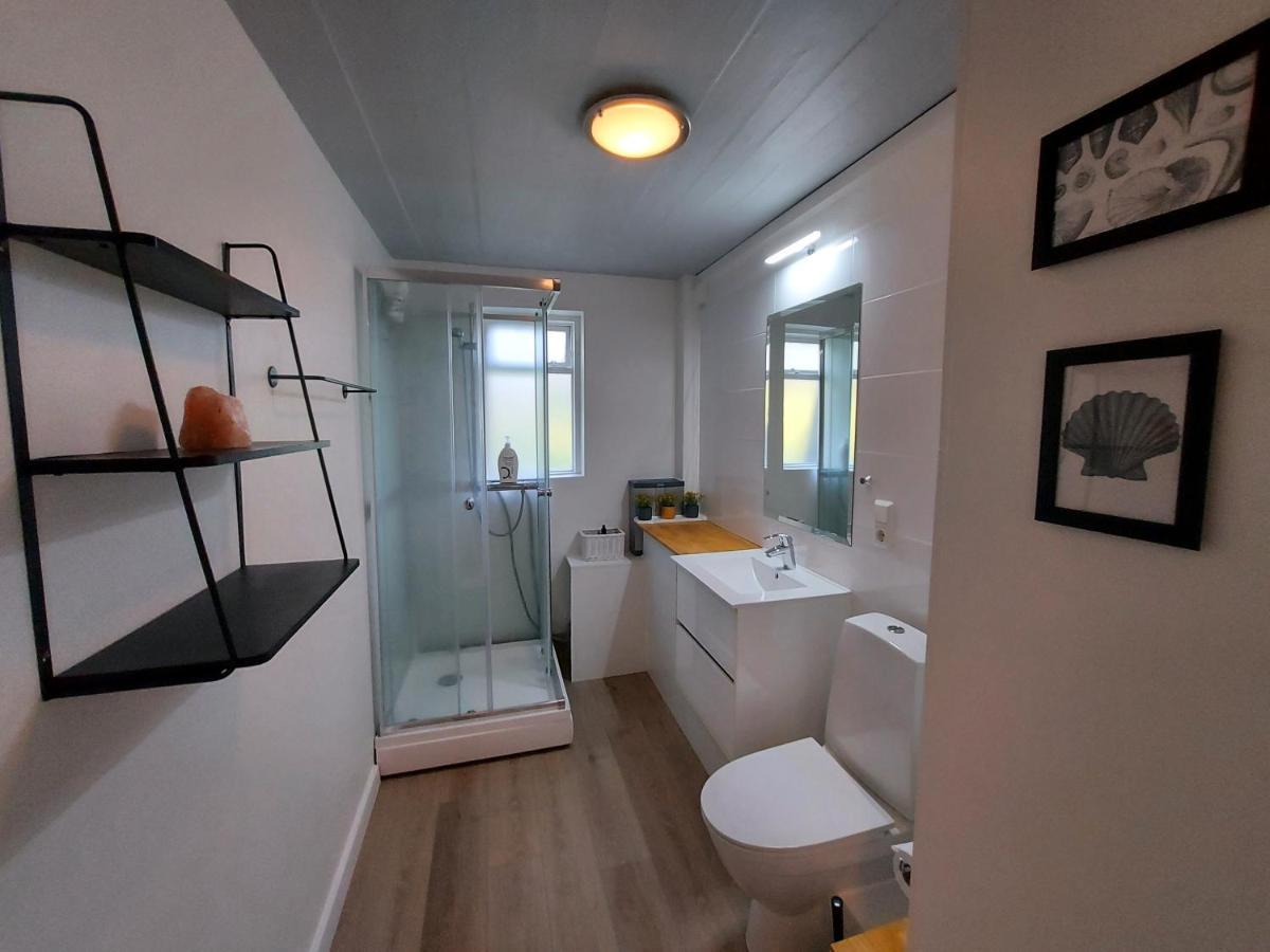 B&B Rooms Husavik 1 エクステリア 写真