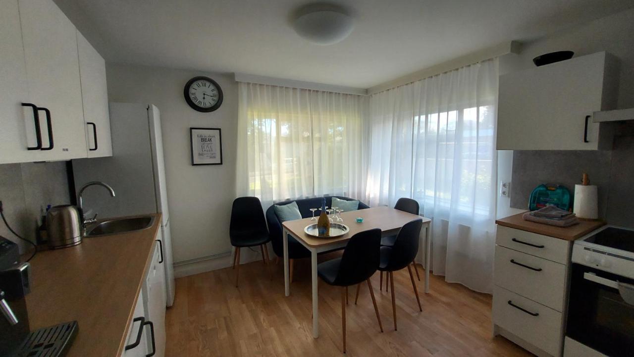 B&B Rooms Husavik 1 エクステリア 写真