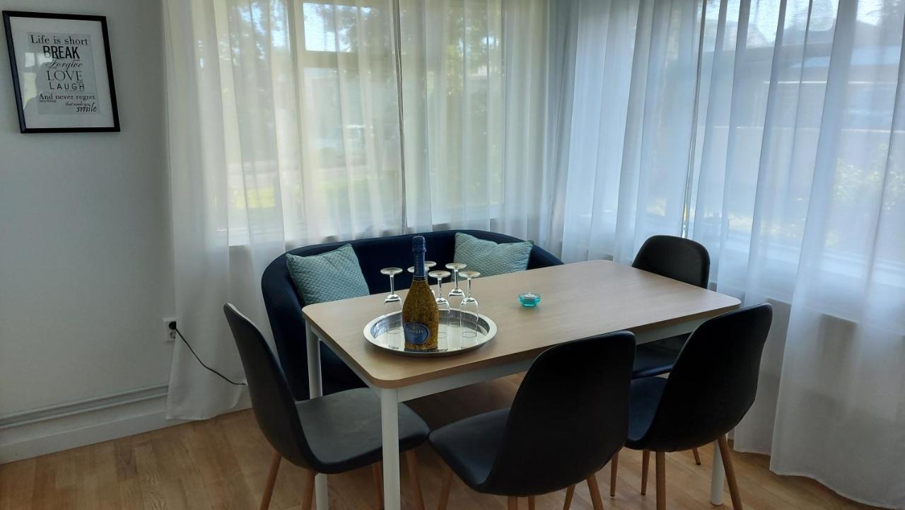B&B Rooms Husavik 1 エクステリア 写真