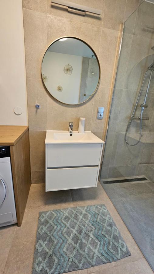 B&B Rooms Husavik 1 エクステリア 写真